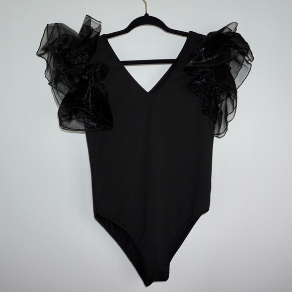 Ruffle Shoulder Bodysuit - Picture 2 of 8
